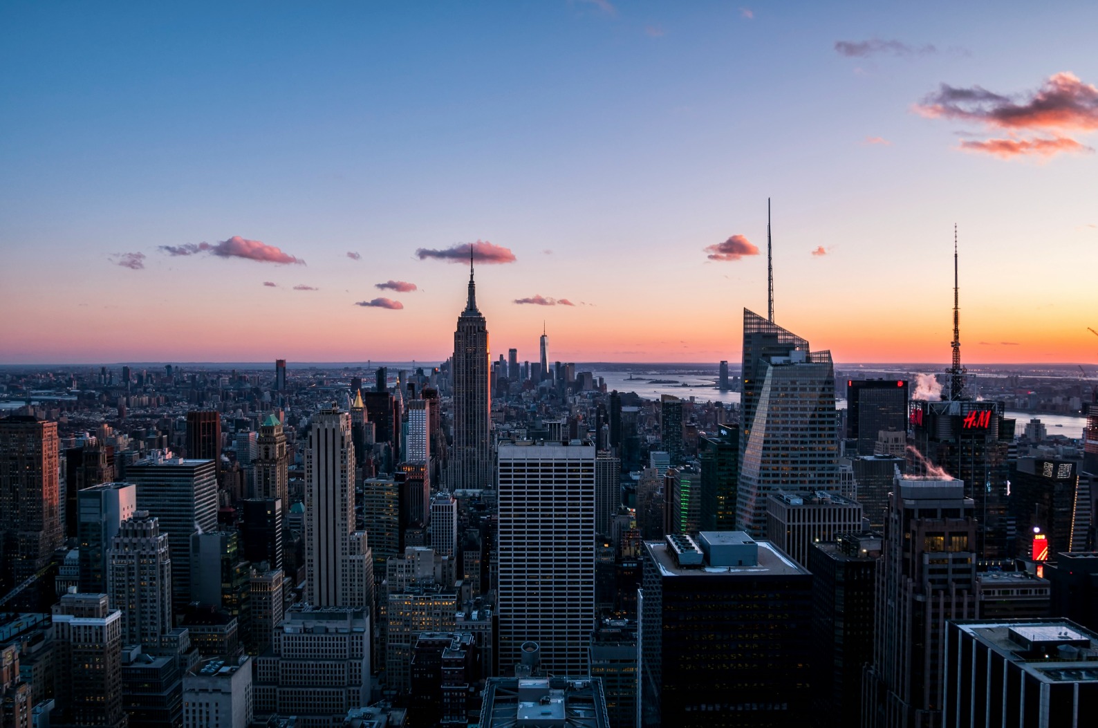 https://unsplash.com/photos/41gqn1q-tqc